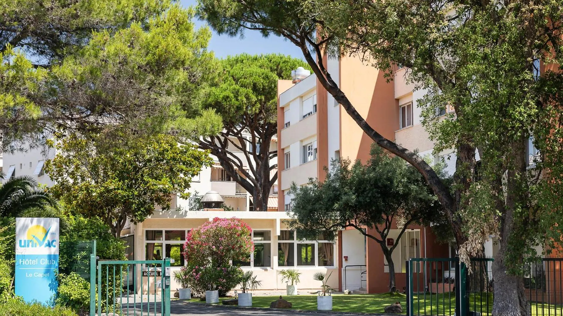 Hotel Club Le Capet Σαιντ-Μαξίμ