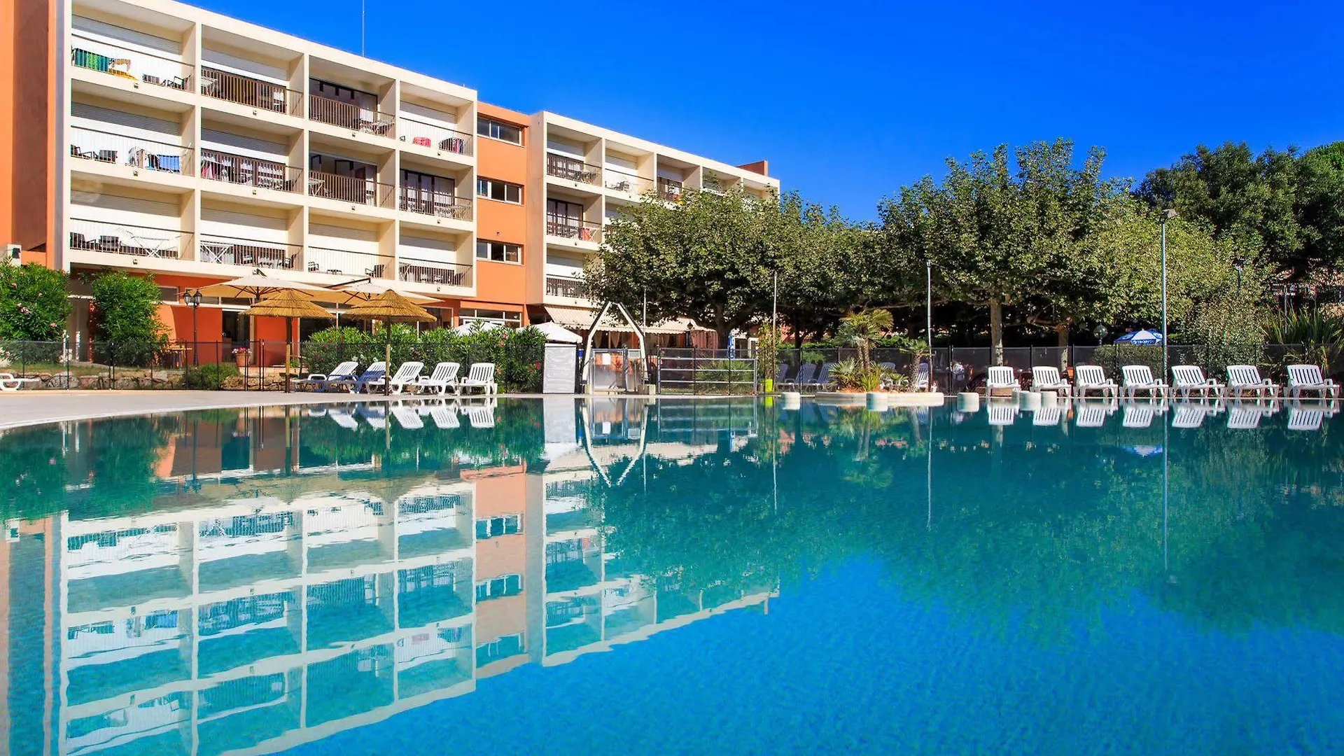 Hotel Club Le Capet Sainte-Maxime France